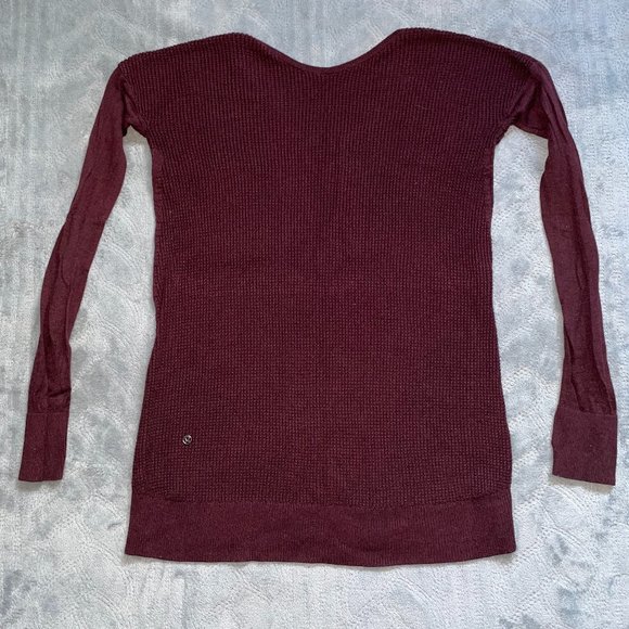 Lululemon The Sweater Life - Picture 7 of 11